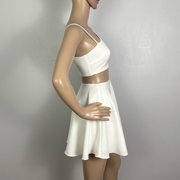 NEW NBD REVOLVE IVORY FIT & FLARE MINI DRESS - Picture 7 of 12